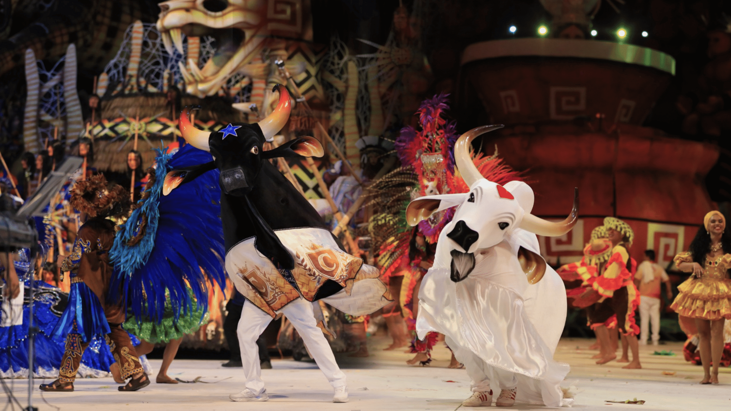 Caprichoso vs Garantido: A Grande Disputa do Festival de Parintins 2025