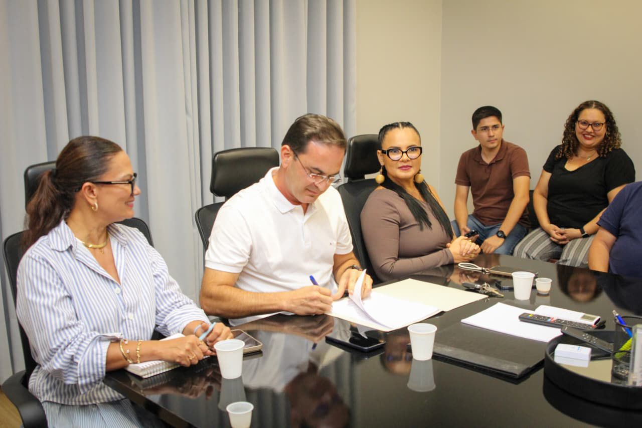 Prefeitura de Parintins inicia processo licitatório para Concurso Público 2026