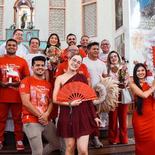 Boi Garantido prestigia missa em ação de graças pelo 58º Festival Folclórico de Parintins